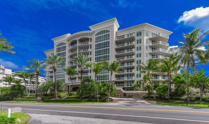 Exterior, Facade, Condo Building