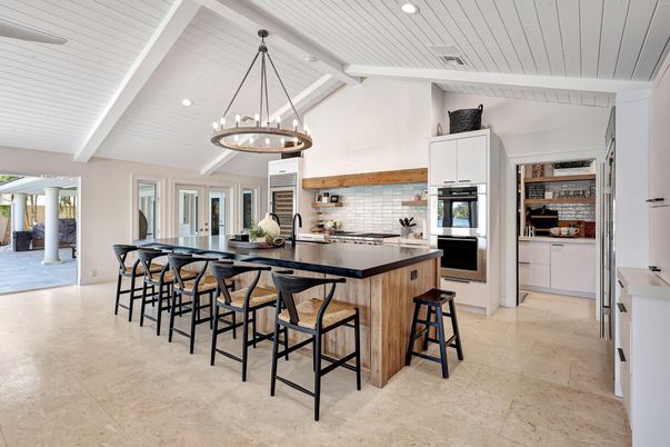 Chandelier, Interior, Kitchen, Pendant Lights, Recessed Lighting, Stainless Steel Appliances
