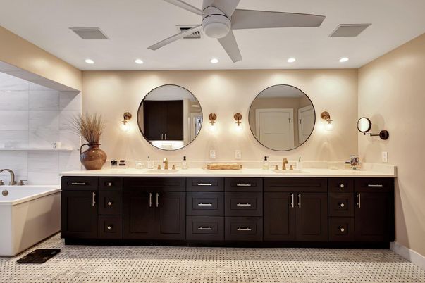 Bathroom, Dual Sink Vanities, Interior, Recessed Lighting