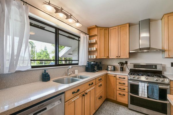 Interior, Kitchen, Stainless Steel Appliances