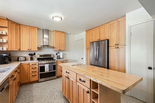 Interior, Kitchen, Stainless Steel Appliances