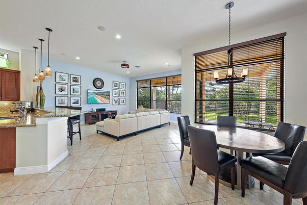 Dining room, Interior, Living room, Pendant Lights, Recessed Lighting