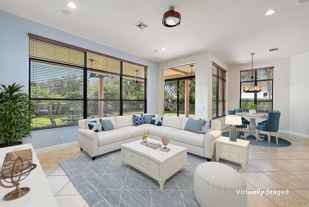 Dining room, Interior, Living room, Pendant Lights, Recessed Lighting