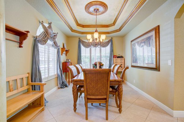 Chandelier, Dining room, Interior