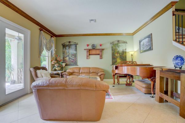 Interior, Living room, Piano