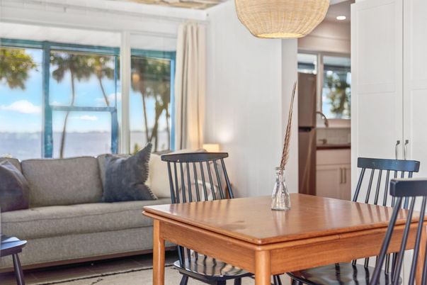 Dining room, Interior, Recessed Lighting, Water