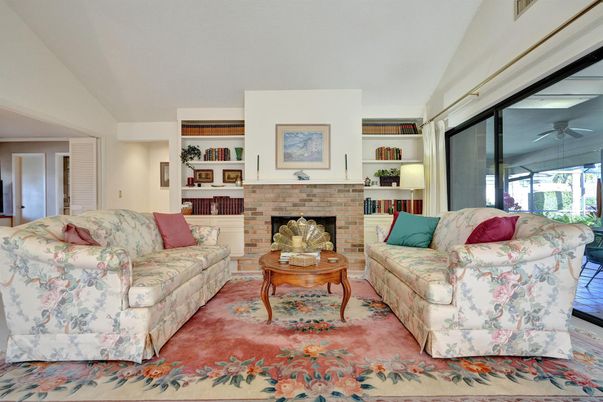 Fireplace, Interior, Living room