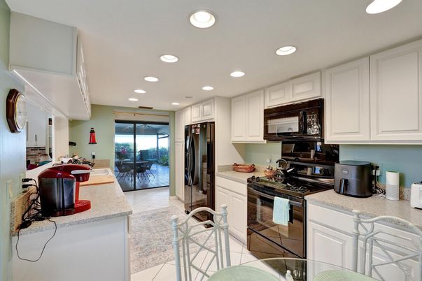 Interior, Kitchen, Recessed Lighting