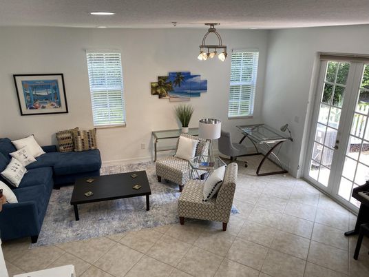 Interior, Living room, Pendant Lights, Recessed Lighting