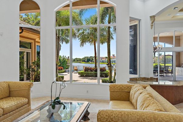 Interior, Living room, Water