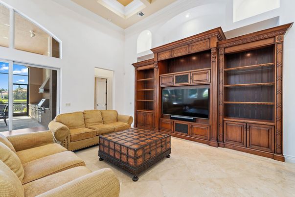 Fitness Equipment, Interior, Living room, Recessed Lighting
