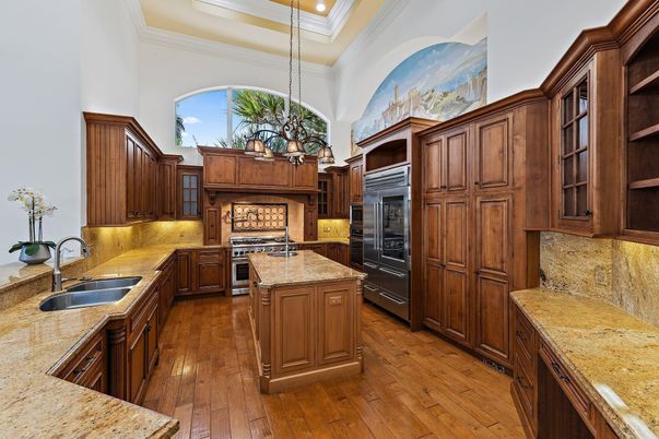 Chandelier, Interior, Kitchen, Pendant Lights, Recessed Lighting, Stainless Steel Appliances, Wood Texture Flooring