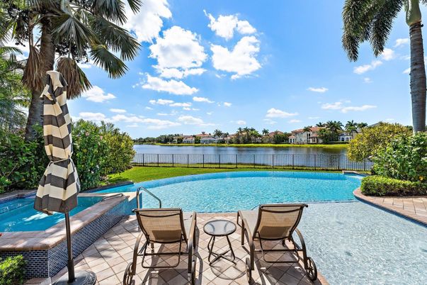 Exterior, Pool, Water