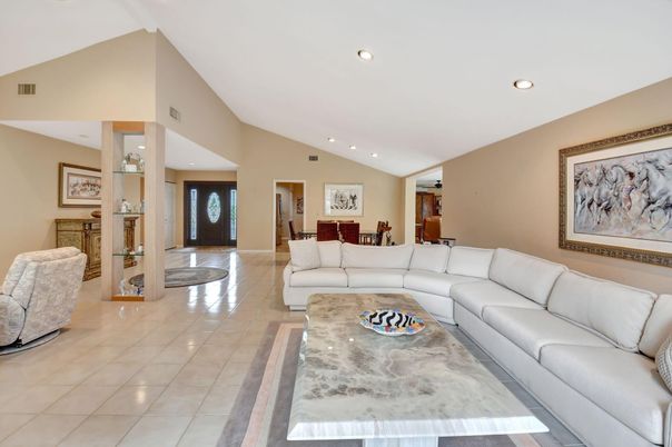 Dining room, Interior, Living room, Recessed Lighting