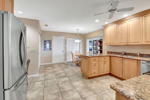 Dining room, Interior, Kitchen, Pendant Lights, Recessed Lighting
