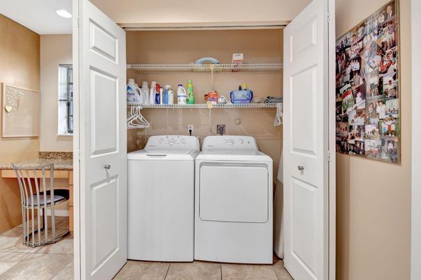 Interior, Recessed Lighting, Utility Closets, Washer