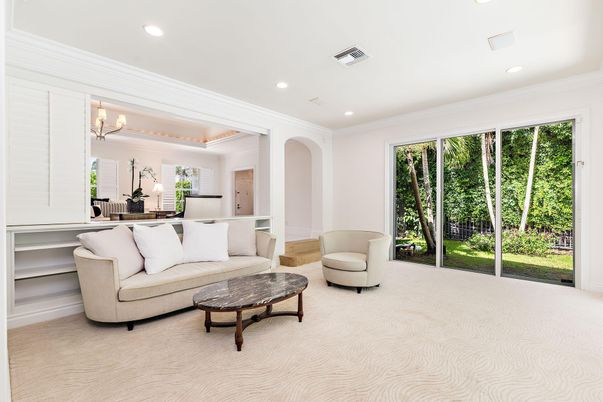 Dining room, Interior, Living room, Recessed Lighting