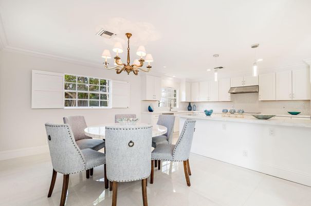 Chandelier, Dining room, Interior, Kitchen, Pendant Lights, Recessed Lighting
