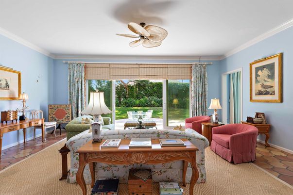 Interior, Living room