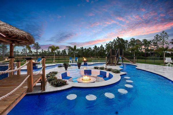 Exterior, Playground, Pool
