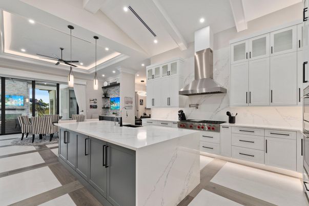 Dining room, Interior, Kitchen, Pendant Lights, Recessed Lighting, Stainless Steel Appliances