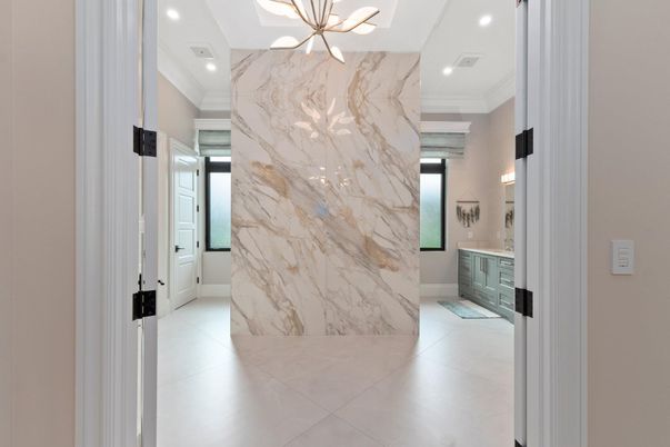 Bathroom, Interior, Marble Walls, Pendant Lights, Recessed Lighting
