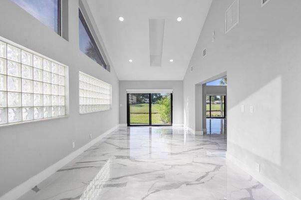 Empty room, Interior, Marble, Recessed Lighting