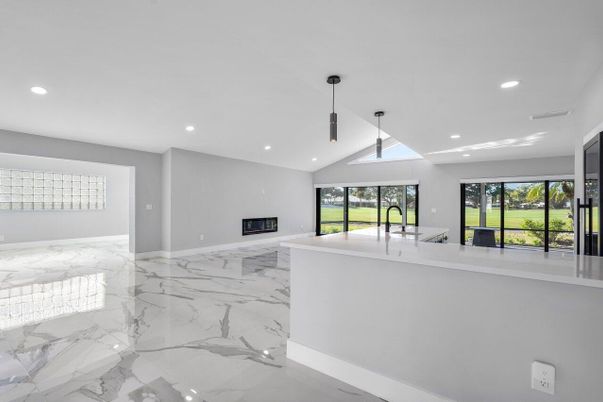 Fireplace, Interior, Kitchen, Marble, Pendant Lights, Recessed Lighting