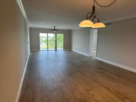 Empty room, Interior, Pendant Lights, Wood Texture Flooring