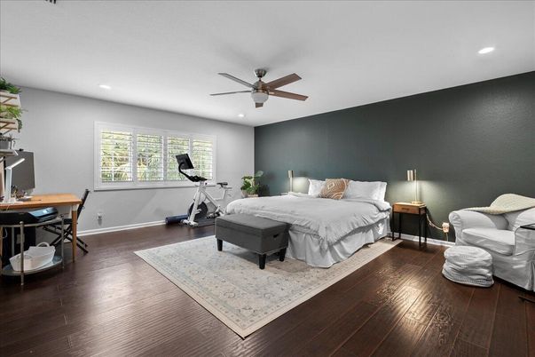 Bedroom, Fitness Equipment, Interior, Recessed Lighting, Wood Texture Flooring