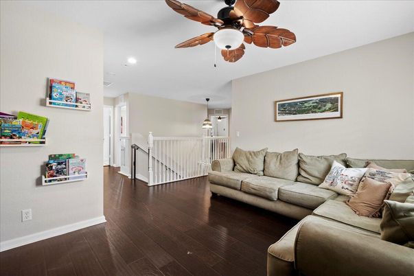Interior, Living room, Pendant Lights, Recessed Lighting, Wood Texture Flooring