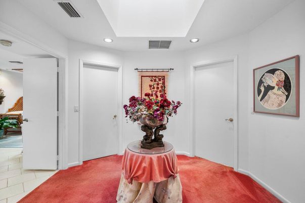 Interior, Recessed Lighting