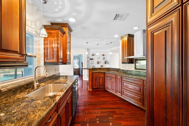 Interior, Kitchen, Pendant Lights, Recessed Lighting, Wood Texture Flooring