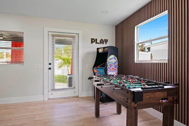 Game Room, Interior, Wood Texture Flooring