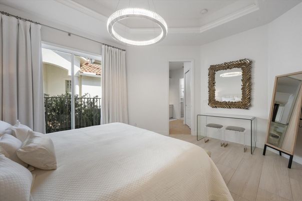 Bedroom, Interior, Pendant Lights, Wood Texture Flooring