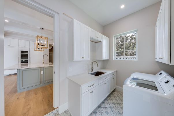 Interior, Kitchen, Pendant Lights, Recessed Lighting, Washer, Wood Texture Flooring