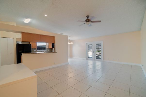 Chandelier, Empty room, Interior, Kitchen, Pendant Lights, Recessed Lighting