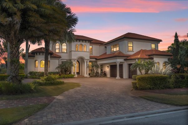 Attached, Exterior, Facade, Mediterranean
