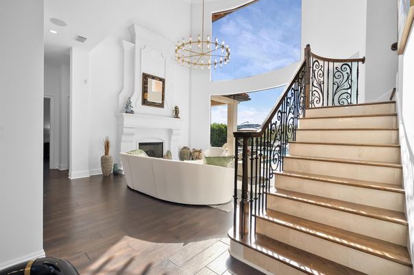 Fireplace, Interior, Living room, Pendant Lights, Recessed Lighting, Wood Texture Flooring