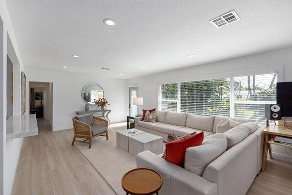 Interior, Living room, Recessed Lighting, Wood Texture Flooring
