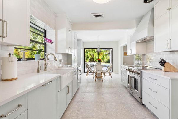 Dining room, Interior, Kitchen, Pendant Lights