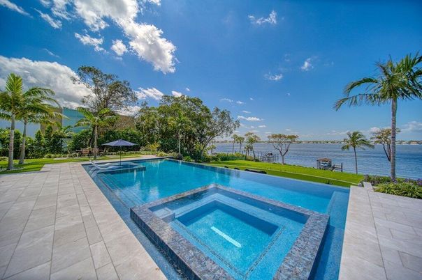 Exterior, Pool, Water