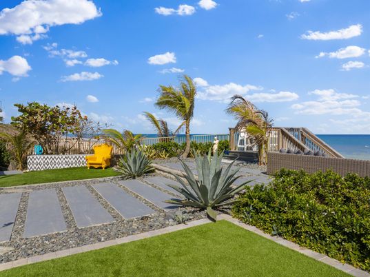 Backyard, Exterior, Water