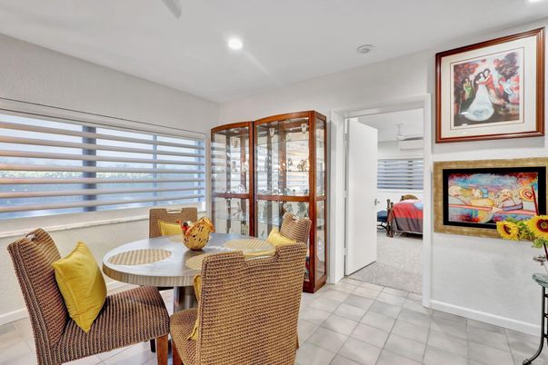 Bedroom, Dining room, Interior, Recessed Lighting