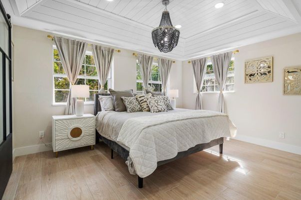 Bedroom, Interior, Pendant Lights, Recessed Lighting, Wood Texture Flooring