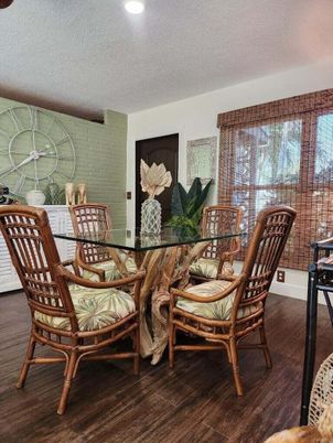 Dining room, Interior, Recessed Lighting, Wood Texture Flooring