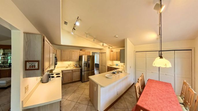 Interior, Kitchen, Pendant Lights, Stainless Steel Appliances