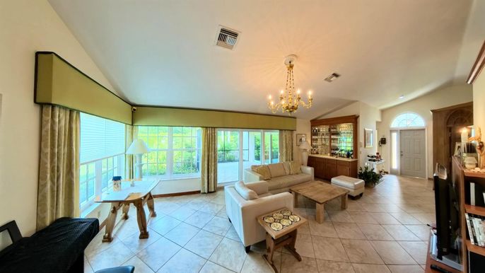 Chandelier, Interior, Living room