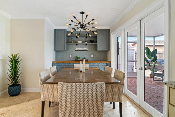 Dining room, Interior, Kitchen, Pendant Lights