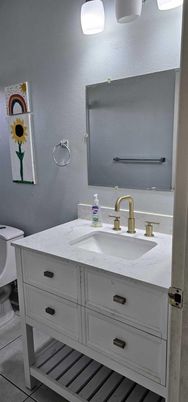 Bathroom, Dual Sink Vanities, Interior